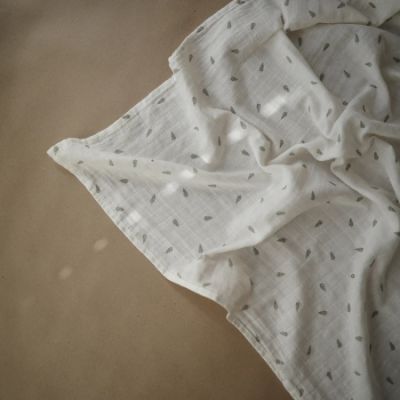 Mushie Swaddle Leaves 120 x 120 cm Mushie Swaddle Leaves 120 x 120 cm