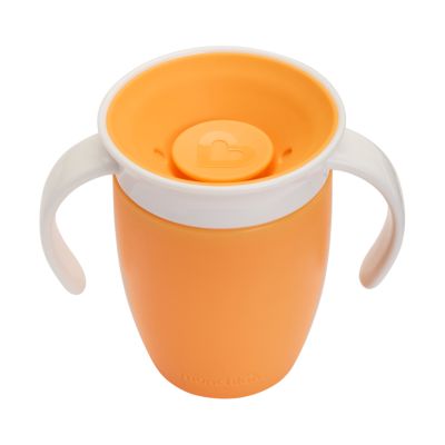 Munchkin Miracle 360º Trainer Cup Oranje 6mnd+ 207ml Munchkin Miracle 360º Trainer Cup Oranje 6mnd+ 207ml