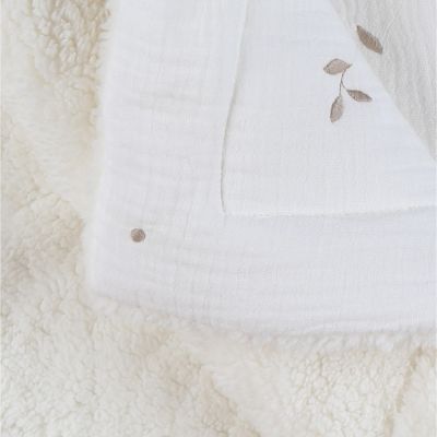 Noukie's F&O Deken - 75 x 100 cm - Mousseline/Sherpa - Wit Noukie's F&O Deken - 75 x 100 cm - Mousseline/Sherpa - Wit
