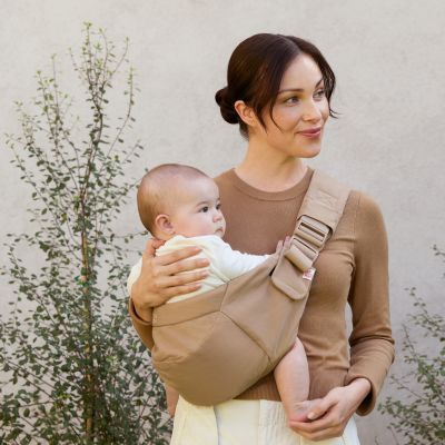 Ergobaby Upsie Sling Draagzak - Camel