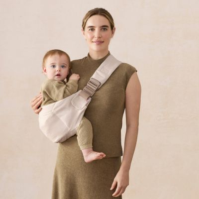 Ergobaby Upsie Sling Draagzak - Natural Beige Ergobaby Upsie Sling Draagzak - Natural Beige