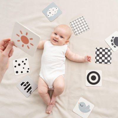 Done by Deer Baby Contrast Kaarten – 10-pack – Multicolor Done by Deer Baby Contrast Kaarten – 10-pack – Multicolor