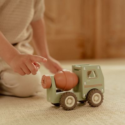 Little Dutch Cementwagen Inclusief Pegdoll – Hout Little Dutch Cementwagen Inclusief Pegdoll – Hout