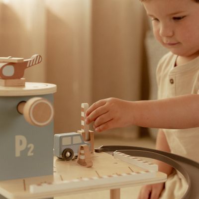 Little Dutch Garage – Hout Little Dutch Garage – Hout