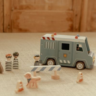 Little Dutch Politiewagen Inclusief Pegdolls – Hout Little Dutch Politiewagen Inclusief Pegdolls – Hout