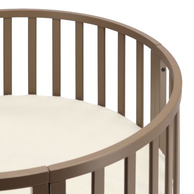 Puck Ronde Box - Chestnut - Inclusief Matras