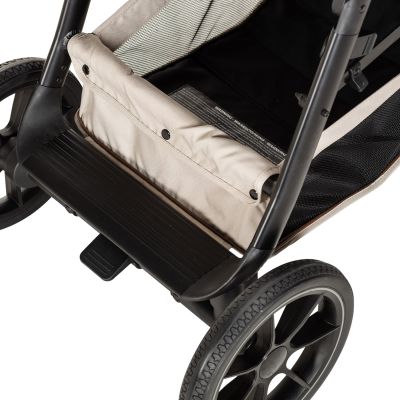 Qute Kinderwagen Q-Journey Taupe - Zwart Frame