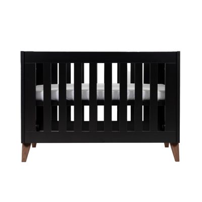 TWF Ledikant 60 x 120 - Commode 3 Laden - Hanglegkast XL 3 Deuren 2 Lade Modena Walnoot