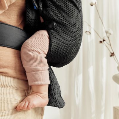 BabyBjörn Mini Draagzak - 3D-Mesh - Zwart BabyBjörn Mini Draagzak - 3D-Mesh - Zwart