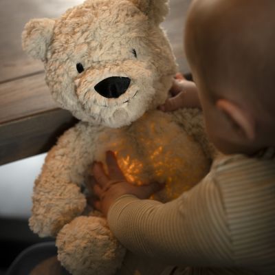 Baby’s Only Knuffelbeer Bo met Slaaptrainer – Warm Linen Baby’s Only Knuffelbeer Bo met Slaaptrainer – Warm Linen