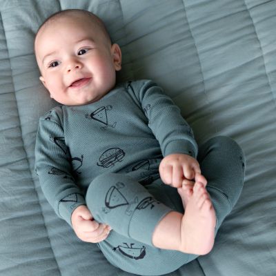 Feetje Jack Snack Premium Pyjama - Maat 68 - Petrol Feetje Jack Snack Premium Pyjama - Maat 68 - Petrol