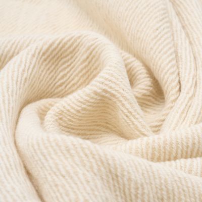 Koeka Toronto Ledikantdeken - 100 x 150 cm - Warm White Koeka Toronto Ledikantdeken - 100 x 150 cm - Warm White