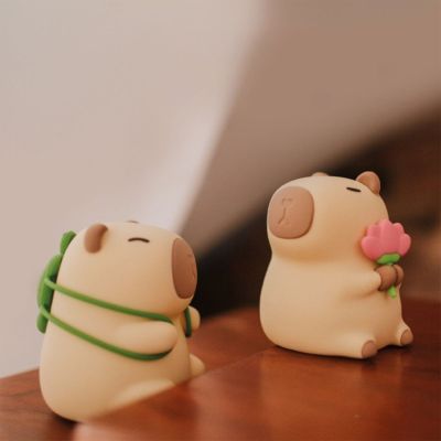 Mary’s LED Nachtlamp – Capybara Tourist Mary’s LED Nachtlamp – Capybara Tourist