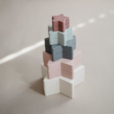 Mushie Stacker Toy Nesting Star