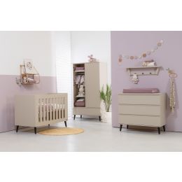 TWF Ledikant 60 x 120 - Commode - Hanglegkast Beach Island Clay TWF Ledikant 60 x 120 - Commode - Hanglegkast Beach Island Clay