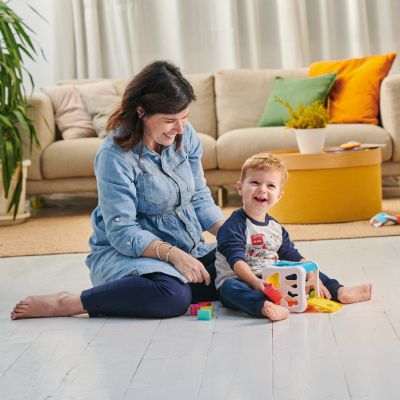 Chicco 2 in 1 Sort & Beat Cube