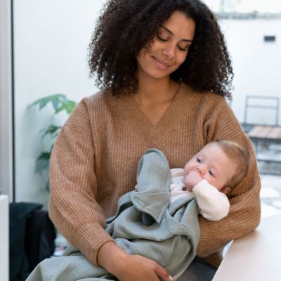 Doomoo Borstvoedingsdoek Mom'n Play Tetra Green