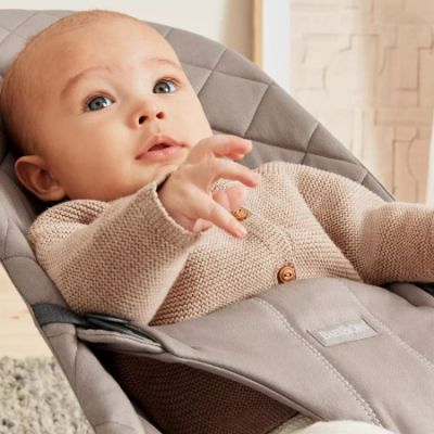 BabyBjörn Bliss Wipstoel - Geweven Klassiek Quilt - Zandgrijs