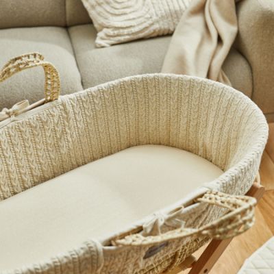 The Little Green Sheep Hoeslaken Moses Mandje Linen