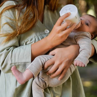 Suavinex Zero Zero Anti-Koliek Fles - Slow Flow - 180ml - Fair 