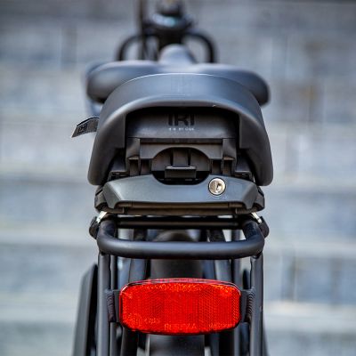 Urban Iki Junior Fietszitje Met Montagekader - Bincho Black/Inaho Beige Urban Iki Junior Fietszitje Met Montagekader - Bincho Black/Inaho Beige