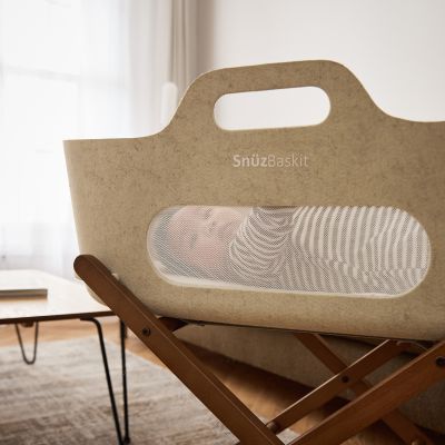 Snuz SnüzBaskit Moses Basket + Stand Set - Barley/Walnut