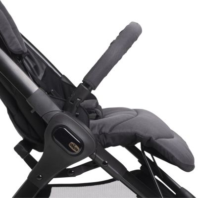 Chicco We 2 Buggy - Ebony Chicco We 2 Buggy - Ebony