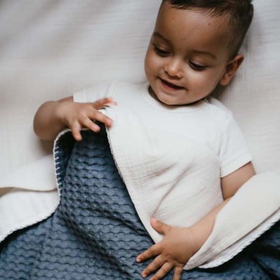 Koeka Amsterdam Wafel Ledikantdeken - maat 100 x 150 - Cotton Fleece - Bluestone