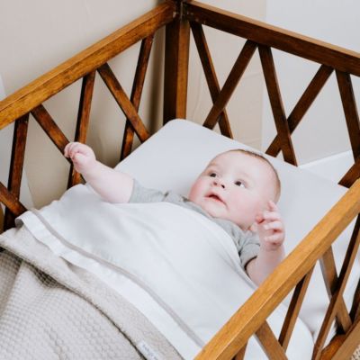 Baby's Only Ledikantlaken Urban Taupe 120 x 150 cm Baby's Only Ledikantlaken Urban Taupe 120 x 150 cm