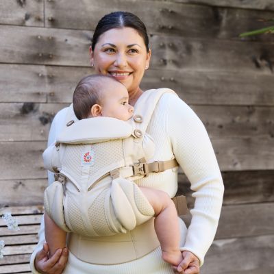 Ergobaby Omni Classic Draagzak - Mesh - Natural Beige Ergobaby Omni Classic Draagzak - Mesh - Natural Beige