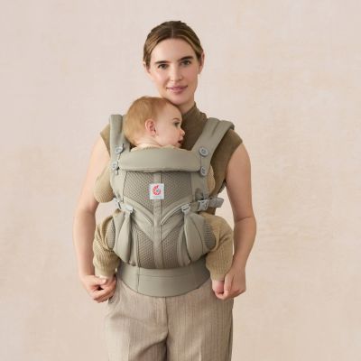 Ergobaby Omni Classic Draagzak - Mesh - Soft Olive Ergobaby Omni Classic Draagzak - Mesh - Soft Olive