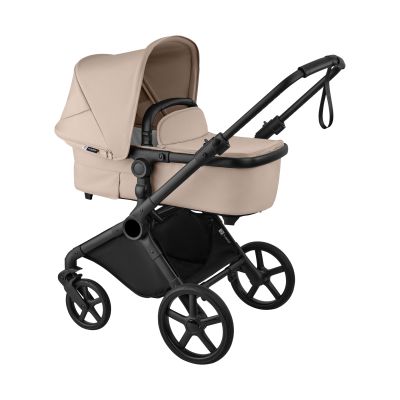 Bugaboo Cub Kinderwagen - Essentiël Bundel - Desert Taupe Bugaboo Cub Kinderwagen - Essentiël Bundel - Desert Taupe
