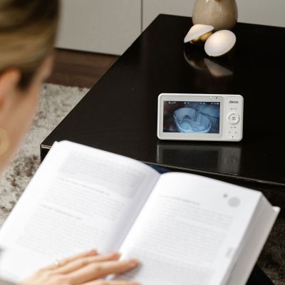 Alecto Babyfoon Beeld En App - DVM2060 - 5 Inch - Wit