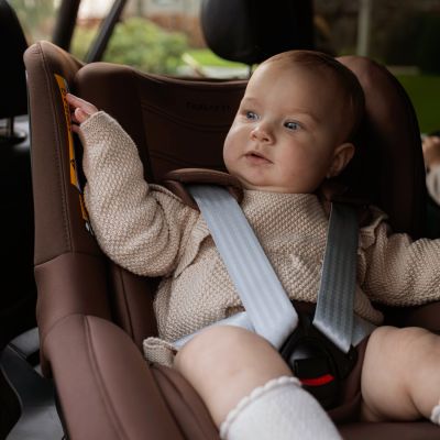 Dubatti by Britax Römer DUALFIX 5Z Autostoel - Walnut Brown