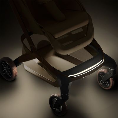Maxi-Cosi Fame Cabin Buggy - Oak Truffle Maxi-Cosi Fame Cabin Buggy - Oak Truffle