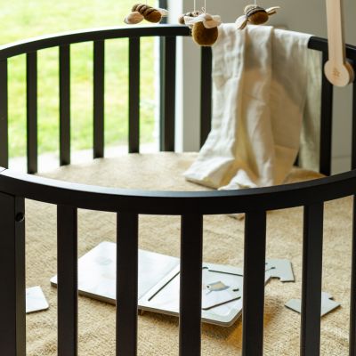 Puck Ronde Box - Zwart - Inclusief Matras