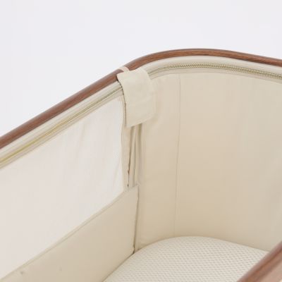 Qute Q-Wiggle Electric Co-Sleeper Cream - Hazel Qute Q-Wiggle Electric Co-Sleeper Cream - Hazel
