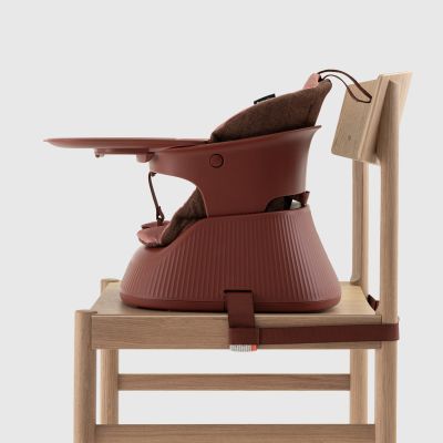 Hannie Draagbare Kinderstoel – Mahogany Red