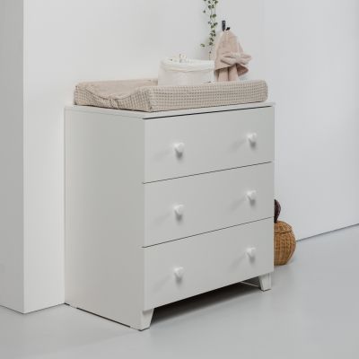 Europe Baby Sarah Ledikant 60 x 120 cm/Commode 3 Laden - Wit Europe Baby Sarah Ledikant 60 x 120 cm/Commode 3 Laden - Wit