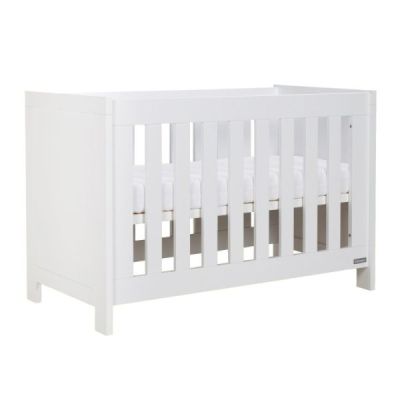 Interbaby Ledikant 60 x 120 - Commode 3 Laden Malmo Wit Interbaby Ledikant 60 x 120 - Commode 3 Laden Malmo Wit