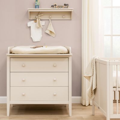Bopita Ledikant 60 x 120 cm - Commode - Hanglegkast 3-drs - Vieve - Dune Bopita Ledikant 60 x 120 cm - Commode - Hanglegkast 3-drs - Vieve - Dune