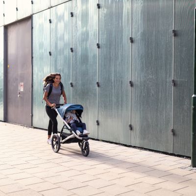 Thule Urban Glide 2 Majolica Blue/Aluminium Frame