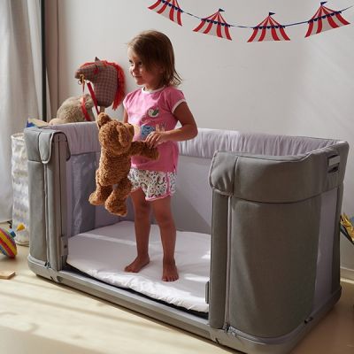 Chicco Next2Me Forever Moon Grey